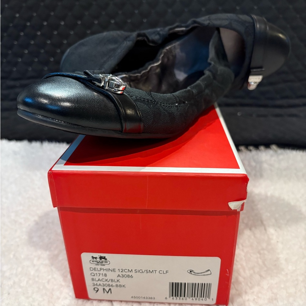 Coach - Black Ballet Flats - 9M